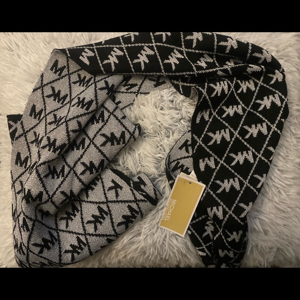 Michael Kors Scarf